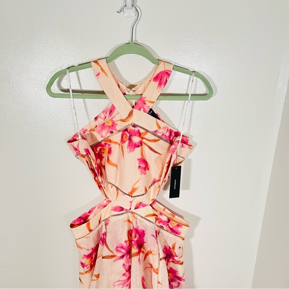NEW Lulu's Only a Dream Peach Floral Print Cutout Handkerchief Maxi Dress - Picture 8 of 8